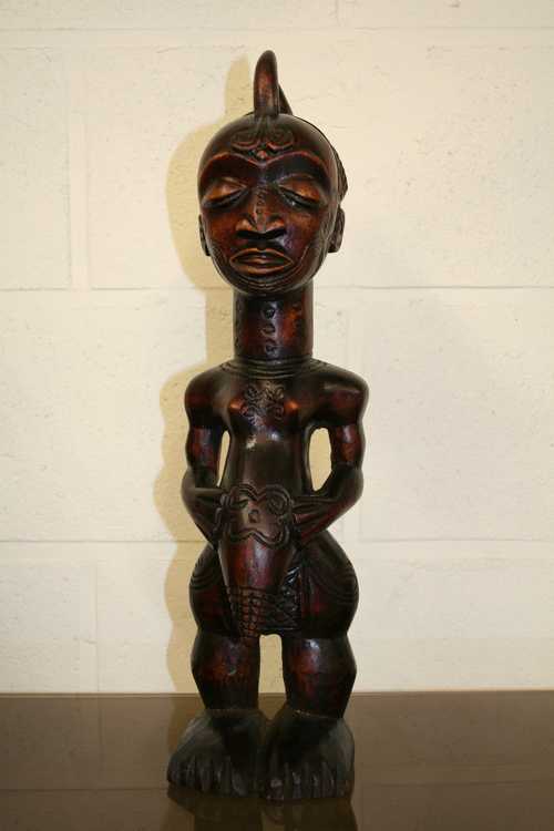 LULUA(Statue), d`afrique : R.D.du Congo, statuette LULUA(Statue), masque ancien africain LULUA(Statue), art du R.D.du Congo - Art Africain, collection privées Belgique. Statue africaine de la tribu des LULUA(Statue), provenant du R.D.du Congo,   1610: Statuette féminine d