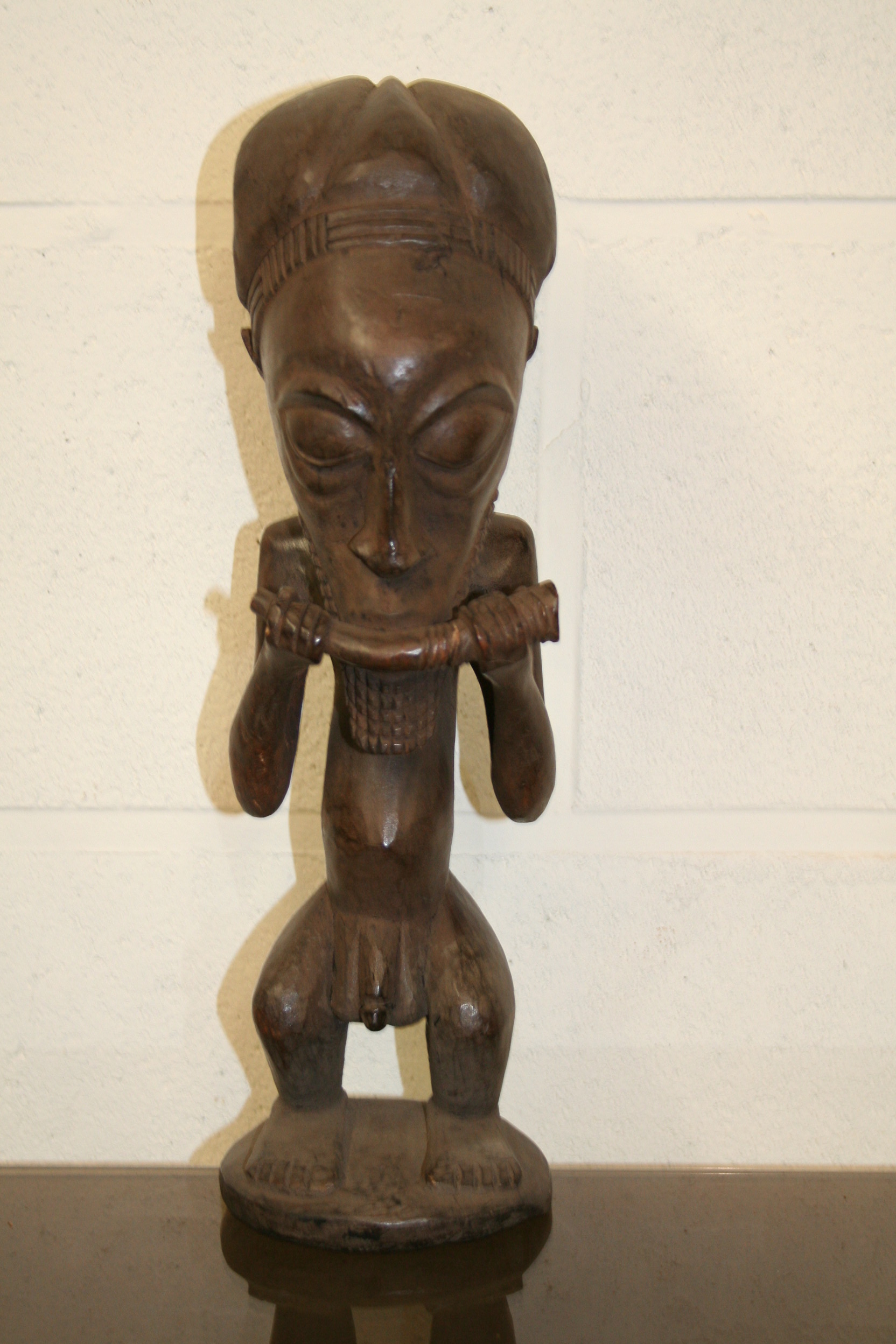 luba(statue musicien), d`afrique : R.d. du Congo, statuette luba(statue musicien), masque ancien africain luba(statue musicien), art du R.d. du Congo - Art Africain, collection privées Belgique. Statue africaine de la tribu des luba(statue musicien), provenant du R.d. du Congo, 1643:Statuette d