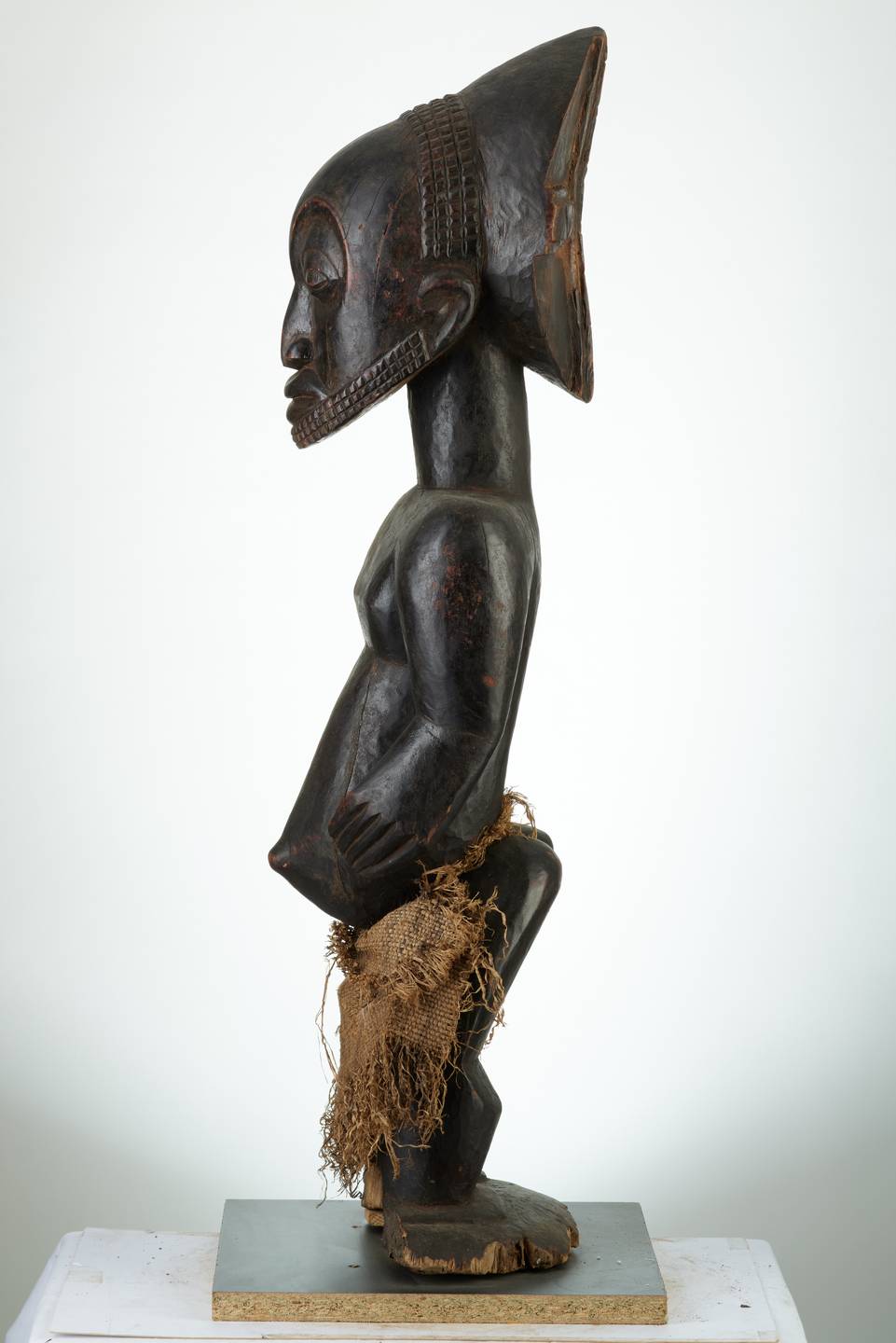 HEMBA (statue )1991, d`afrique : R.D.C., statuette HEMBA (statue )1991, masque ancien africain HEMBA (statue )1991, art du R.D.C. - Art Africain, collection privées Belgique. Statue africaine de la tribu des HEMBA (statue )1991, provenant du R.D.C., 1991:statue d