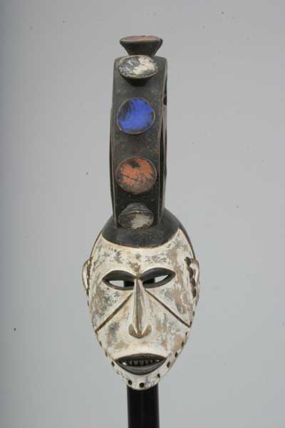 Igbo(masque), d`afrique : Nigéria, statuette Igbo(masque), masque ancien africain Igbo(masque), art du Nigéria - Art Africain, collection privées Belgique. Statue africaine de la tribu des Igbo(masque), provenant du Nigéria, 744/309 Masque Igbo porté durant les cérémonies d