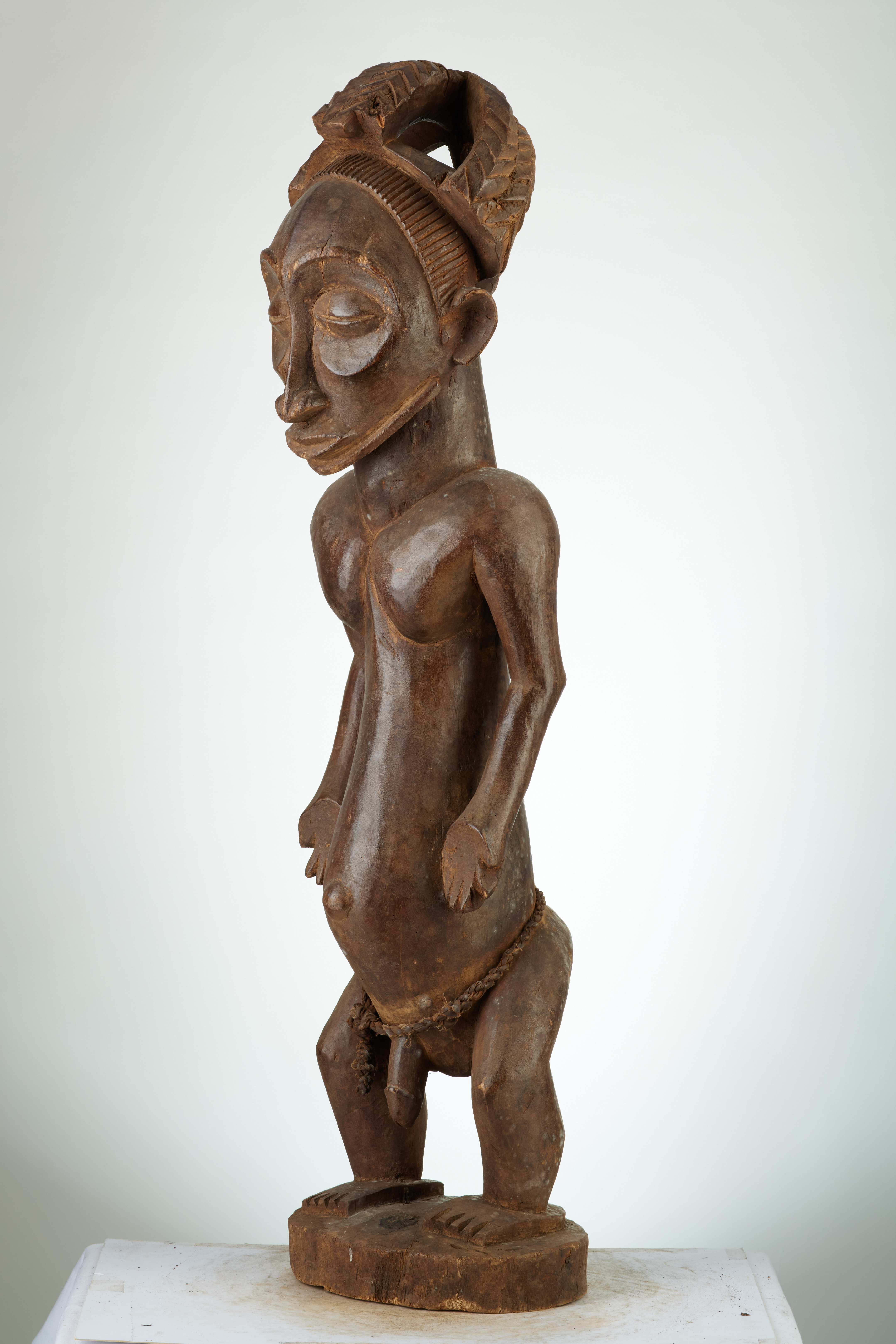 HEMBA (statue ), d`afrique : Rép.démoncratique du Congo., statuette HEMBA (statue ), masque ancien africain HEMBA (statue ), art du Rép.démoncratique du Congo. - Art Africain, collection privées Belgique. Statue africaine de la tribu des HEMBA (statue ), provenant du Rép.démoncratique du Congo., 1486/1289.Belle et grande statue Hemba H.95cm.village Lwika Katanga. Homme ancêtre debout les deux paumes de la main tourné vers l