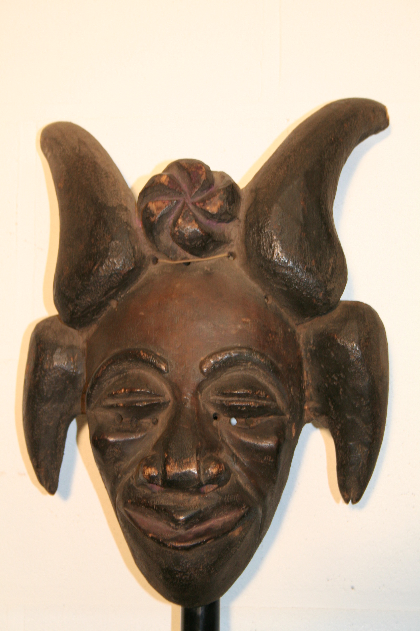 les grasland(masque), d`afrique : cameroun, statuette les grasland(masque), masque ancien africain les grasland(masque), art du cameroun - Art Africain, collection privées Belgique. Statue africaine de la tribu des les grasland(masque), provenant du cameroun, 1659. art,culture,masque,statue,statuette,pot,ivoire,exposition,expo,masque original,masques,statues,statuettes,pots,expositions,expo,masques originaux,collectionneur d`art,art africain,culture africaine,masque africain,statue africaine,statuette africaine,pot africain,ivoire africain,exposition africain,expo africain,masque origina africainl,masques africains,statues africaines,statuettes africaines,pots africains,expositions africaines,expo africaines,masques originaux  africains,collectionneur d`art africain