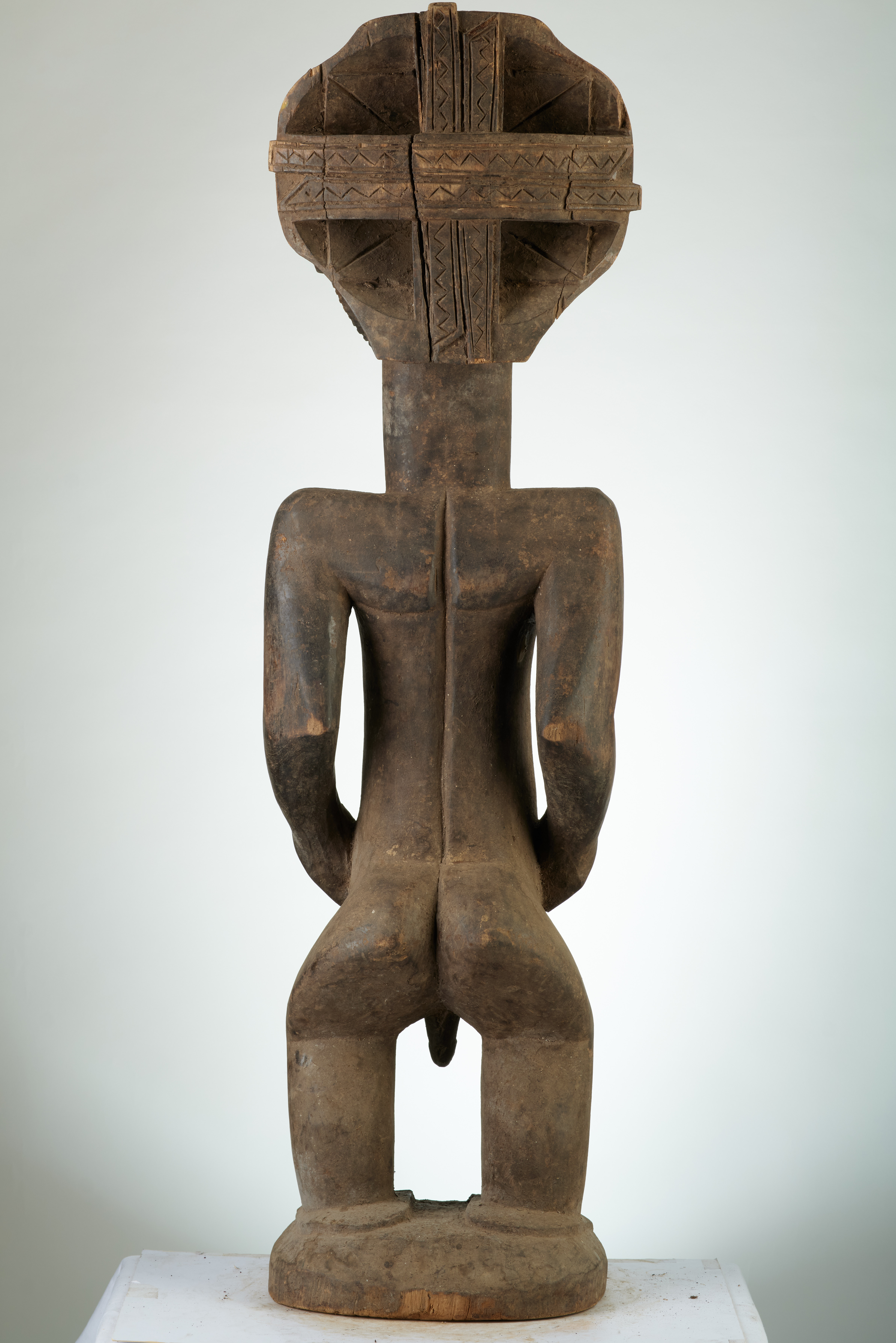 Hemba ( gr.statue debout), d`afrique : rep.dem.Congo, statuette Hemba ( gr.statue debout), masque ancien africain Hemba ( gr.statue debout), art du rep.dem.Congo - Art Africain, collection privées Belgique. Statue africaine de la tribu des Hemba ( gr.statue debout), provenant du rep.dem.Congo, 1886:Très belle statue d