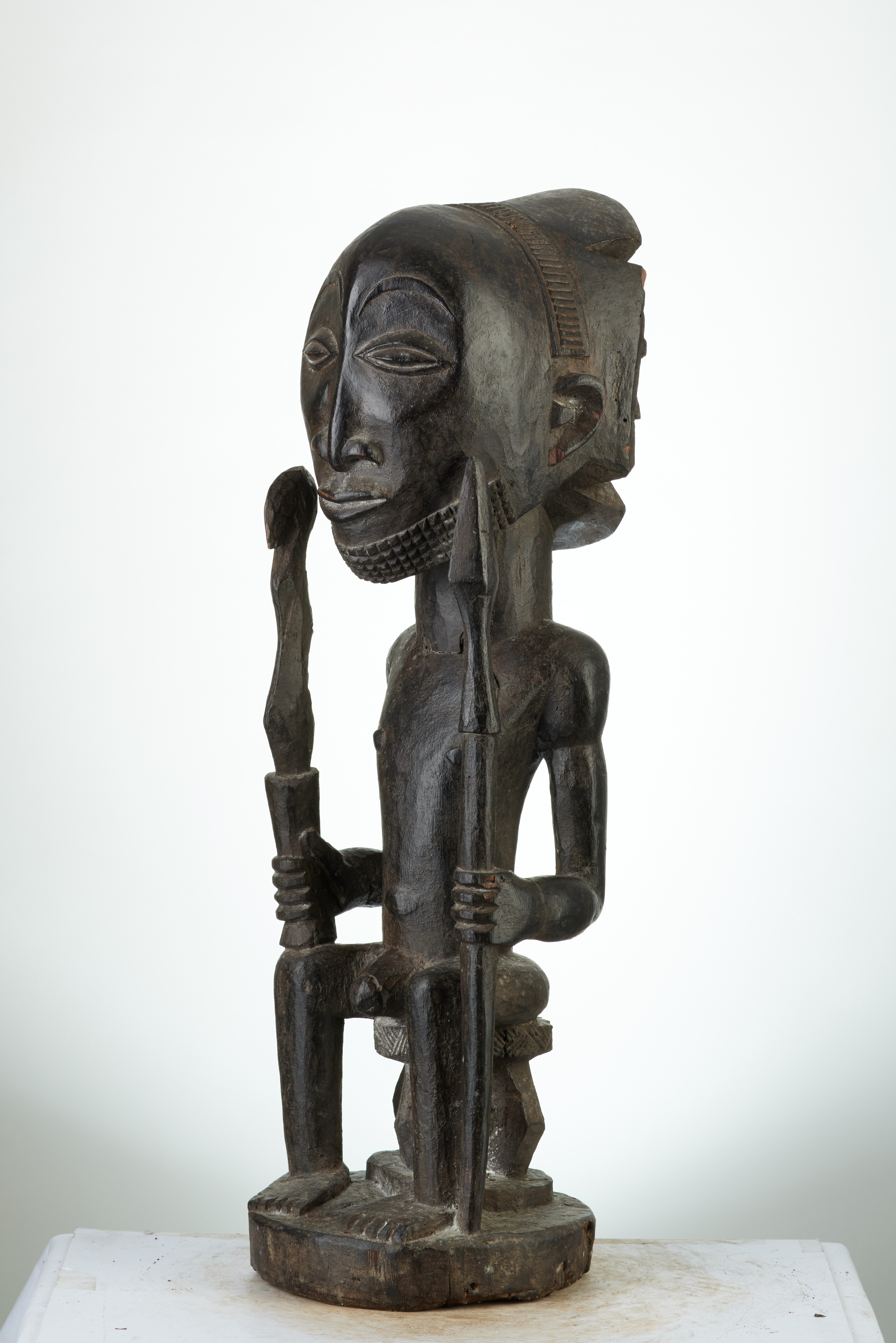 HEMBA(statue chef assis), d`afrique : rep.dem.Congo, statuette HEMBA(statue chef assis), masque ancien africain HEMBA(statue chef assis), art du rep.dem.Congo - Art Africain, collection privées Belgique. Statue africaine de la tribu des HEMBA(statue chef assis), provenant du rep.dem.Congo, 1887:Statue d