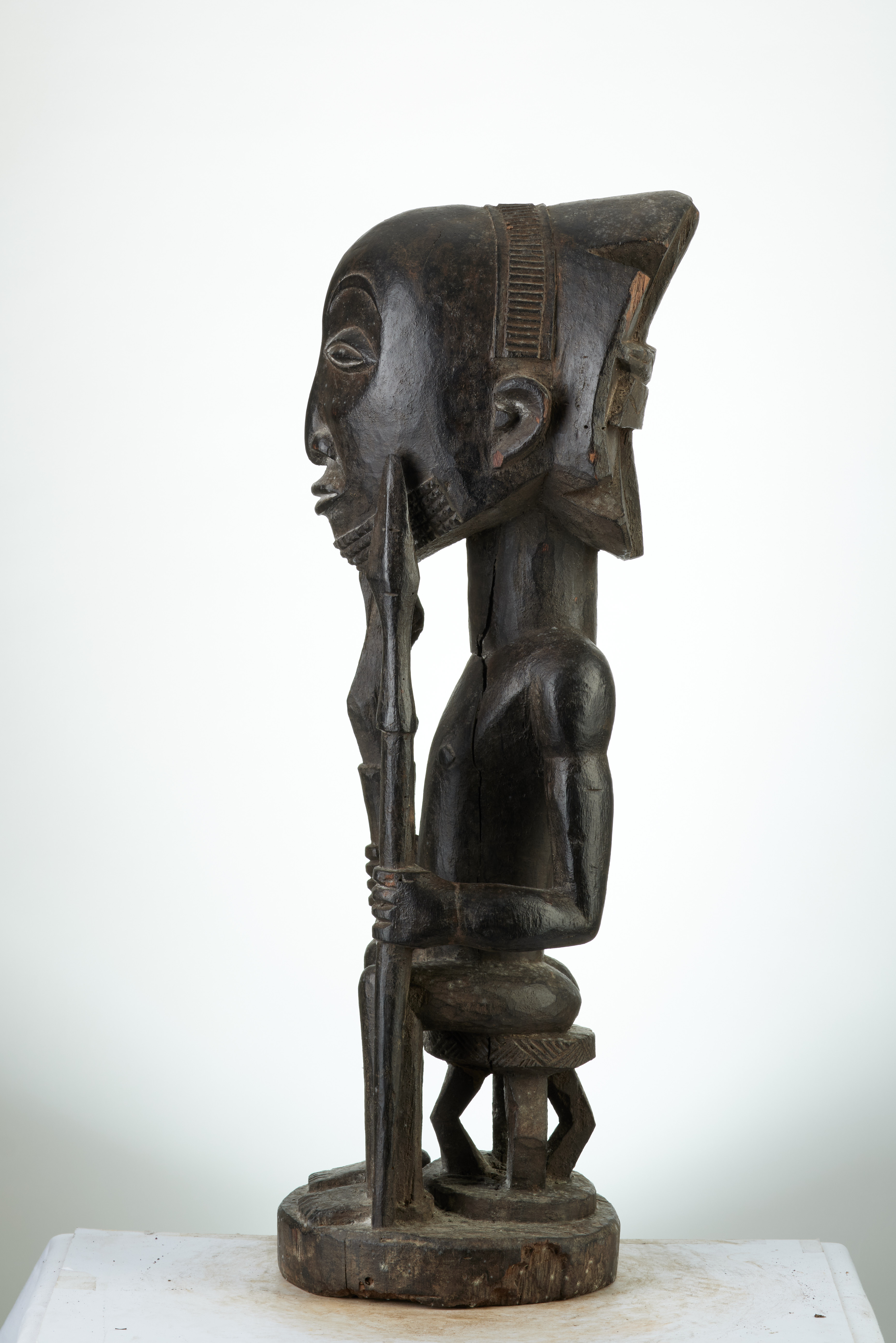 HEMBA(statue chef assis), d`afrique : rep.dem.Congo, statuette HEMBA(statue chef assis), masque ancien africain HEMBA(statue chef assis), art du rep.dem.Congo - Art Africain, collection privées Belgique. Statue africaine de la tribu des HEMBA(statue chef assis), provenant du rep.dem.Congo, 1887:Statue d