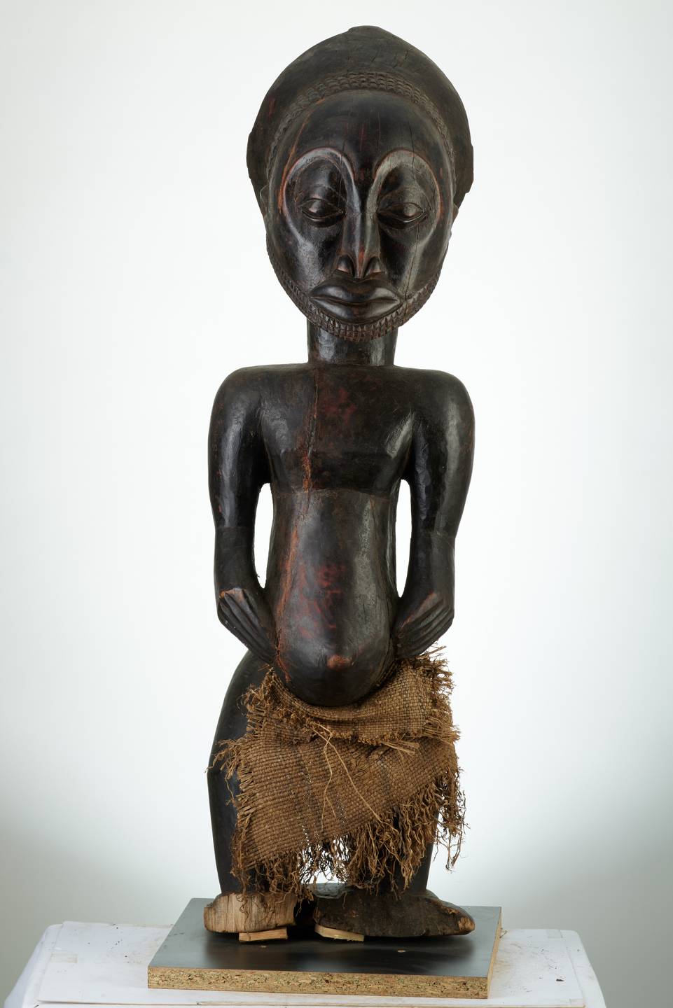 HEMBA (statue )1991, d`afrique : R.D.C., statuette HEMBA (statue )1991, masque ancien africain HEMBA (statue )1991, art du R.D.C. - Art Africain, collection privées Belgique. Statue africaine de la tribu des HEMBA (statue )1991, provenant du R.D.C., 1991:statue d