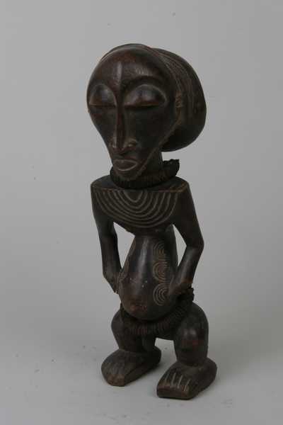 Bembe-Basumba.(statue), d`afrique : Rép.démoncratique du Congo., statuette Bembe-Basumba.(statue), masque ancien africain Bembe-Basumba.(statue), art du Rép.démoncratique du Congo. - Art Africain, collection privées Belgique. Statue africaine de la tribu des Bembe-Basumba.(statue), provenant du Rép.démoncratique du Congo., 436/844 Très belle petite statue d