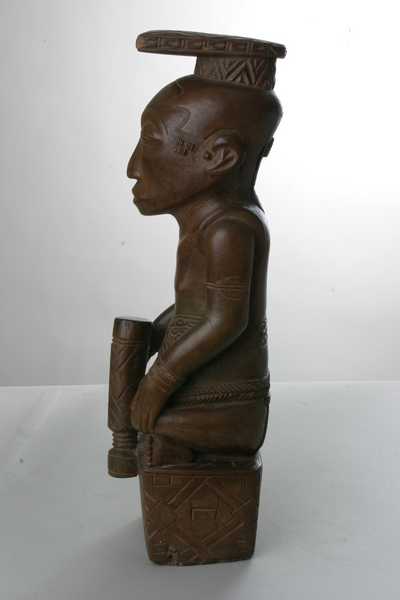 Kuba ( 616), d`afrique : république dém. du Congo., statuette Kuba ( 616), masque ancien africain Kuba ( 616), art du république dém. du Congo. - Art Africain, collection privées Belgique. Statue africaine de la tribu des Kuba ( 616), provenant du république dém. du Congo., 616/79-8O.Statue royale bushoong appelée Ndop,faite à l