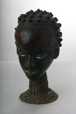  Ekoi (tête), d`afrique : Nigéria, statuette  Ekoi (tête), masque ancien africain  Ekoi (tête), art du Nigéria - Art Africain, collection privées Belgique. Statue africaine de la tribu des  Ekoi (tête), provenant du Nigéria, 835.Cimier antropomorphe ekoi:bois,cuir (peau d