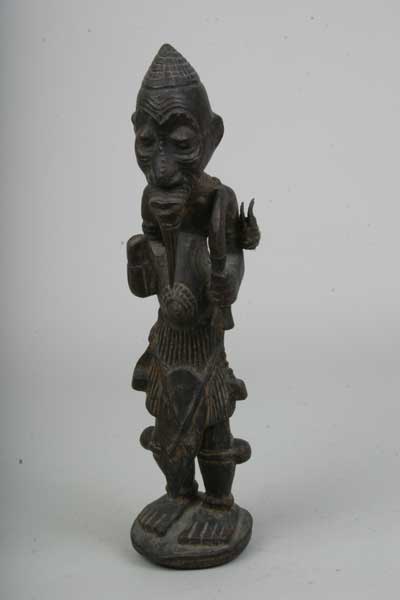 LULUA(Statue), d`afrique : Rép. dém. Congo (Zaire), statuette LULUA(Statue), masque ancien africain LULUA(Statue), art du Rép. dém. Congo (Zaire) - Art Africain, collection privées Belgique. Statue africaine de la tribu des LULUA(Statue), provenant du Rép. dém. Congo (Zaire), 863.Statue d
