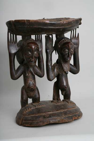 Luba (Buli), d`afrique : république dém. du Congo., statuette Luba (Buli), masque ancien africain Luba (Buli), art du république dém. du Congo. - Art Africain, collection privées Belgique. Statue africaine de la tribu des Luba (Buli), provenant du république dém. du Congo., 977.Les siège caryatide ( içi de l